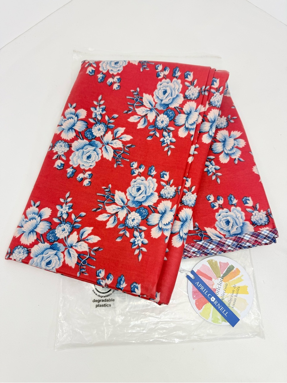 April Cornell WILLA ROSE Red Blue Floral Oilcloth Picnic Blanket Tablecloth NEW